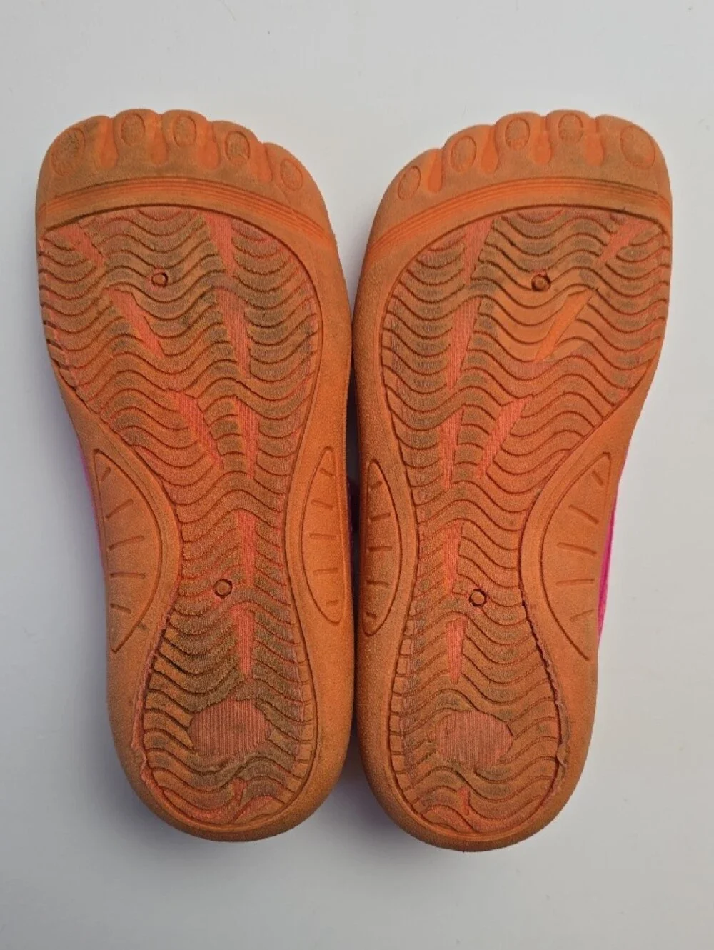 OP Water Shoes Youth Size Large 2-3